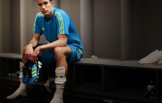 kaiyun：津门虎三连败陷低谷，蒙头向前战术下52次传中徒劳引哀叹